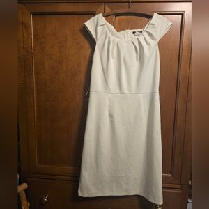 VENUS Classic Cream Midi Dress